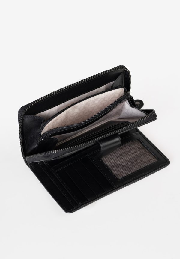 Fatewear.shop225a8b68db 5