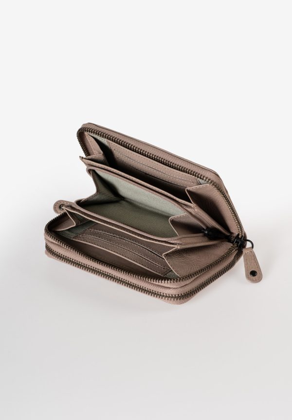 Fatewear.shopfd39278674 5